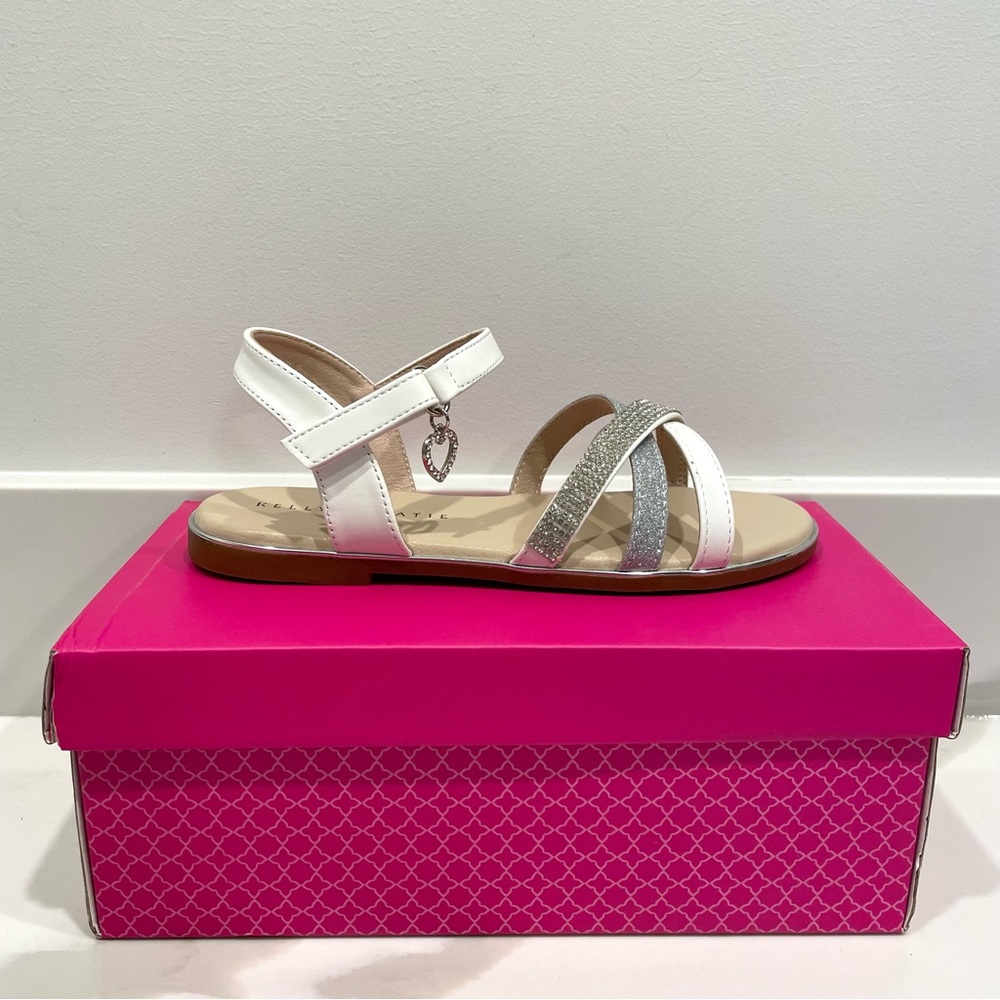 NEW Kelly & Katie Chloe Rhinestone Sandals (size 2)